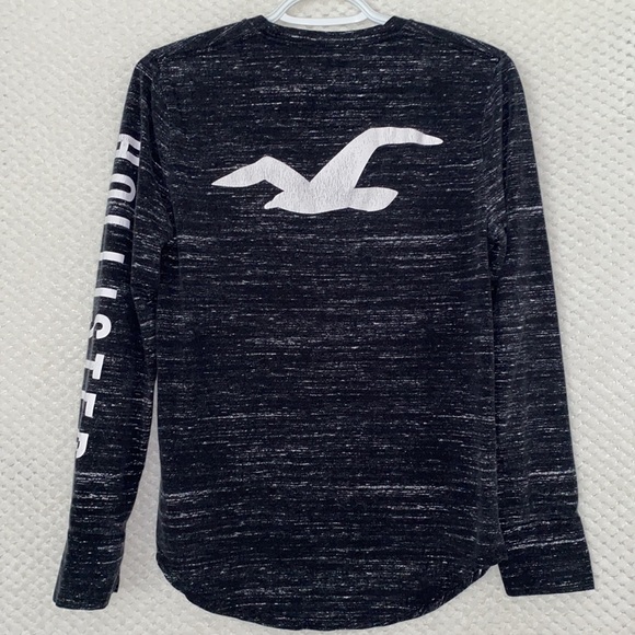 Hollister long sleeve - Picture 2 of 6